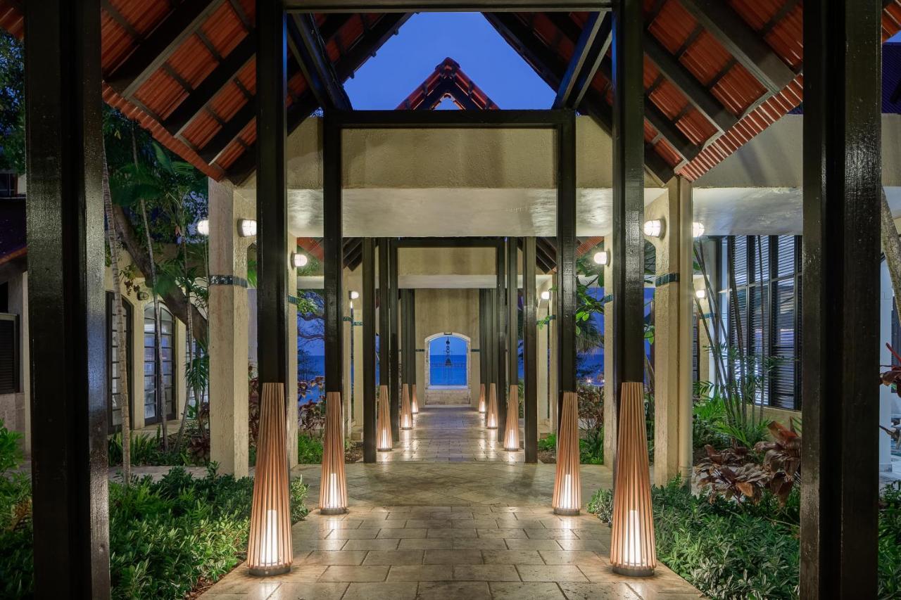 Carambola Beach Resort St. Croix, Us Virgin Islands Fountain Extérieur photo
