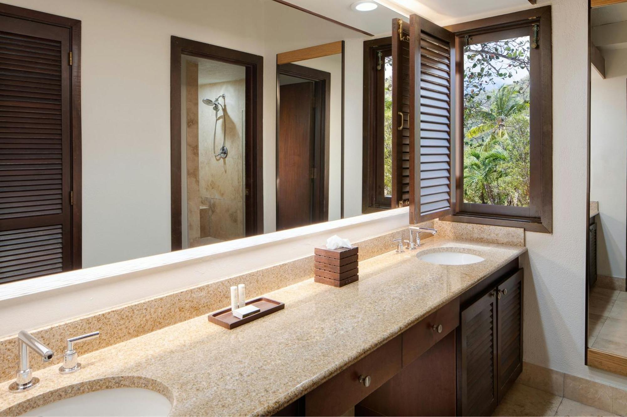 Carambola Beach Resort St. Croix, Us Virgin Islands Fountain Extérieur photo